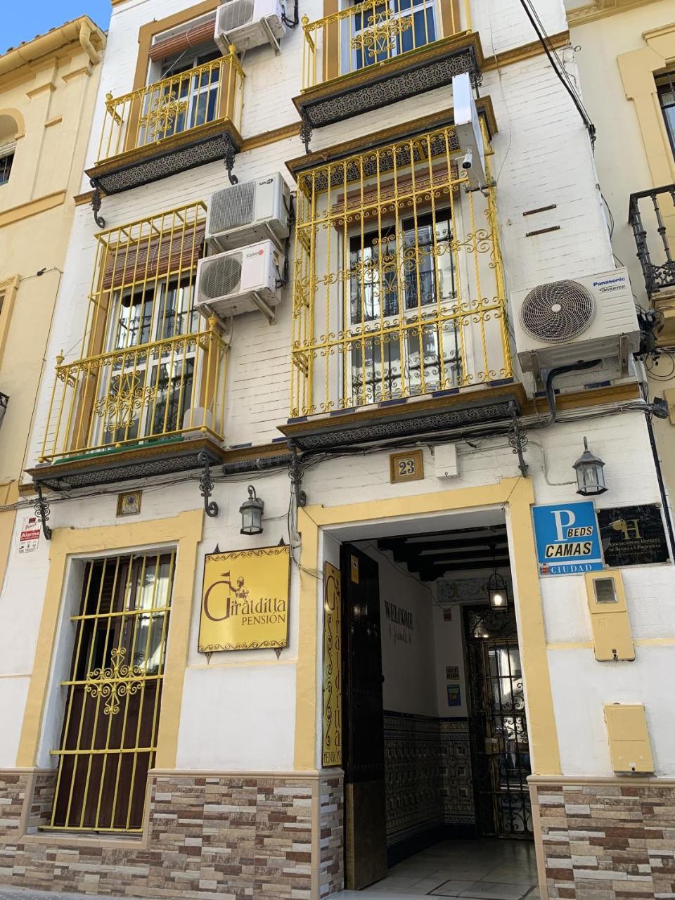 Giraldilla Sevilha Exterior foto